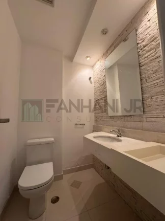 Imagem Apartamento de luxo no coração de São Paulo: 3 quartos, 3 suítes, 3 salas, 5 banheiros, 3 vagas de garagem, 170m² no Itaim Bibi.