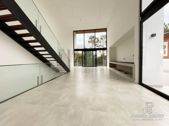 Imagem Casa à venda, 330 m² por R$ 4.900.000,00 - Várzea - Teresópolis/RJ