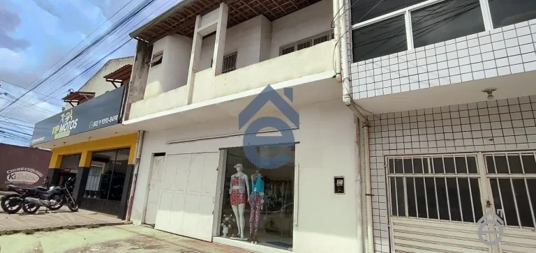 Imagem Casa com ponto comercial à venda, Santos Dumont, em ótima localização