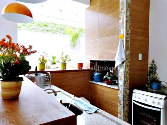 Imagem Casa a venda 03 suÃ­tes no condomÃ­nio Portal do JequitibÃ¡ Valinhos, 222mÂ² de construÃ§Ã£o e 300mÂ...