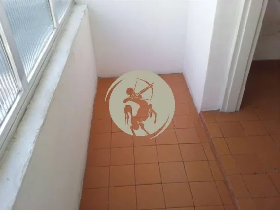 Imagem DIVIDIDO DEU UM BOM QUARTO E SALA COM SACADA