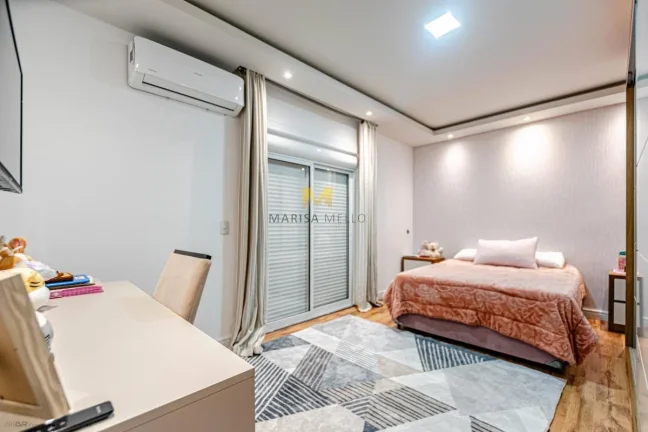 Imagem Triplex à venda em Piraquara, Centro, com 3 quartos