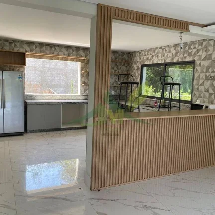 Imagem Linda chácara nova à venda dentro de Condomínio localizada em Piracaia