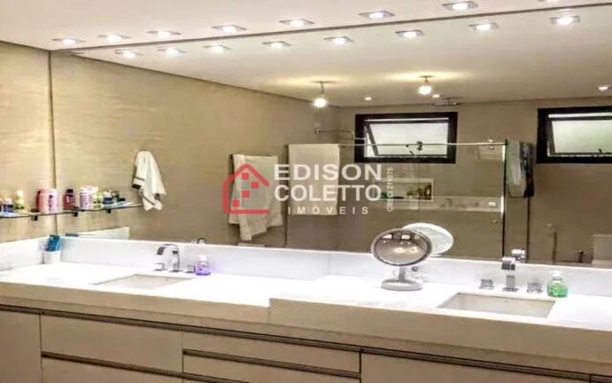 Imagem "Pronto para Morar" Casa no Condomínio Park Campestre com 4 suites com área intima