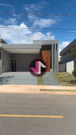 Imagem Casa de 160m² no Condomínio Belvedere 2, com piscina e área gourmet, 3 suítes, sala de estar e...