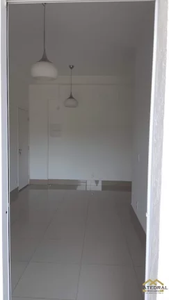 Imagem Apartamento a Venda com 2 dormitórios (1 suíte) próximo a Anhanguera