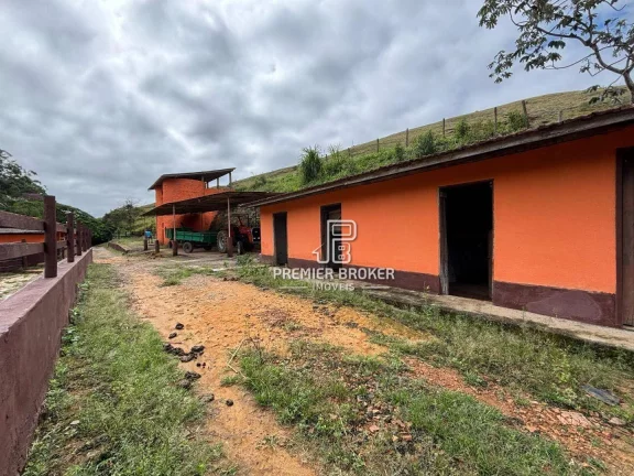 Imagem Fazenda à venda, 1640000 m² por R$ 4.500.000,00 - Vila do Pião - Sapucaia/RJ