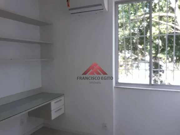 Imagem Apartamento com 2 dormitórios à venda, 70 m² por R$ 310.000,00 - Santa Rosa - Niterói/RJ