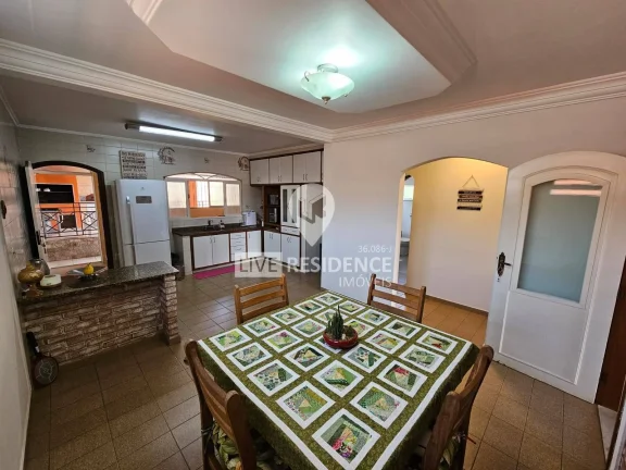 Imagem Casa a venda em Bairro bem localizado em Itatiba