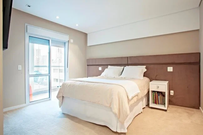 Imagem Apartamento 258M², 3Q, 3 Suítes, 2 Salas, 5 Banheiros, 4 Vagas, Varanda Gourmet, Academia, Piscinas, Churrasqueira, Salão de Festas e Jogos, Depósito.
