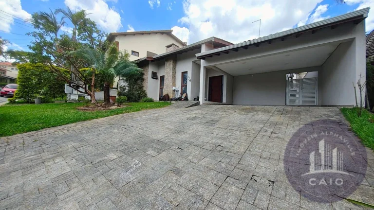 Imagem Casa para Retrofit com 220m² por R$ 1.845.000,00 - Alphaville/ SP