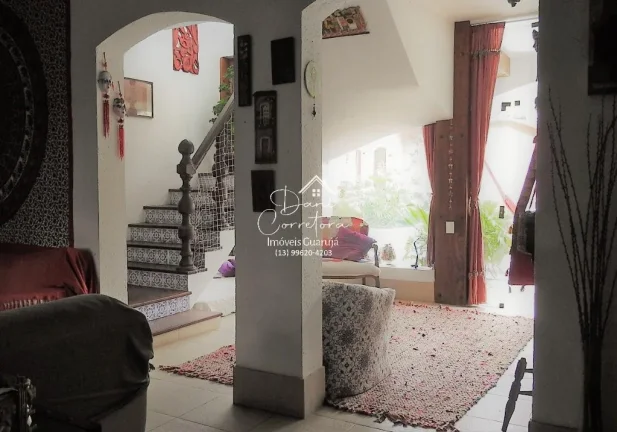 Imagem Imperdível: Casa à venda em Guarujá-SP, Balneário Praia do Pernambuco - 7 quartos, 4 suítes, 3 salas, 7 banheiros, 4 vagas, 463m²