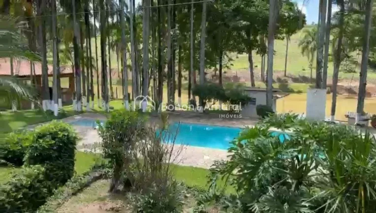 Imagem Sítio à venda em Amparo/SP - 32.000 m² com lago, piscinas e 3 casas

Sítio com 32.000 m² em exc...