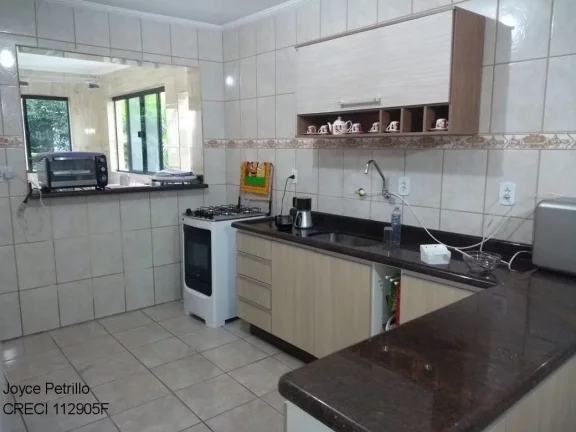Imagem Aconchegante Apartamento Perto da Praia à Venda Em Peruíbe.
