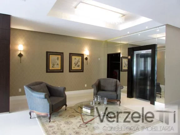 Imagem Cobertura para Venda em Balneário Camboriú / SC no bairro Centro