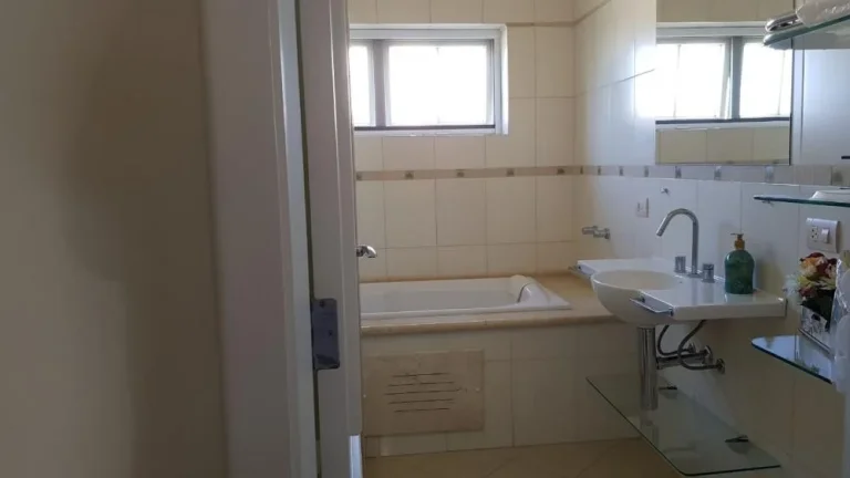 Imagem Casa no Res. Morada dos Lagos - 701m²