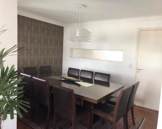 Imagem Apartamento na Rua Capote Valente com 3 suítes e 4 vagas, 192m²