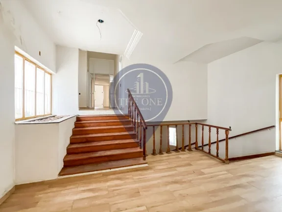 Imagem Casa Comercial à Venda em Perdizes: 12 Salas, 6 Banheiros, 3 Vagas de Garagem e 482m² de Área em São Paulo-SP!