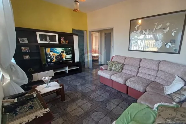 Imagem Casa dois dormitórios perto da praia.