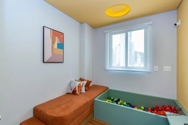 Imagem Apartamento 4 ou + dormitórios para Venda em Balneário Camboriú / SC no bairro Pioneiros