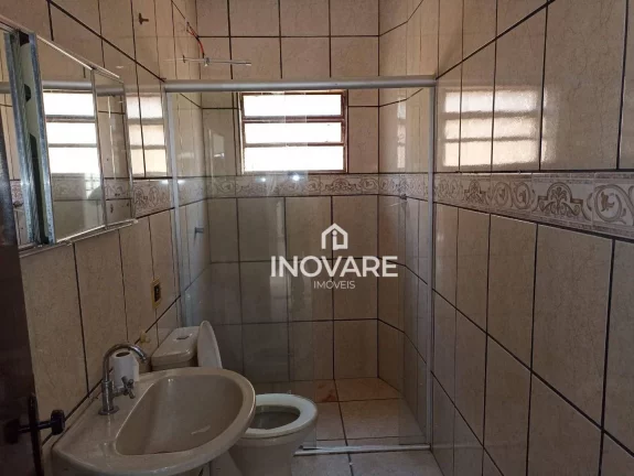 Imagem Casa com 3 dormitórios à venda, 180 m² por R$ 330.000,00 - Jardim Leonora - Itumbiara/GO