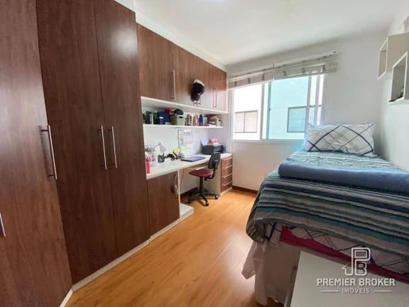 Imagem Apartamento à venda, 60 m² por R$ 470.000,00 - Artistas - Teresópolis/RJ