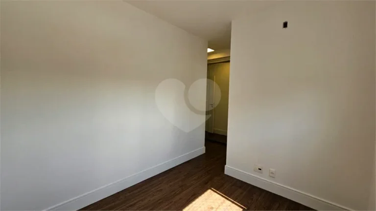 Imagem Apartamento para alugar com 3 quartos, sendo 2 suítes, no condomínio Parques da Lapa, São Paulo - SP