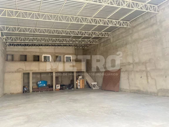Imagem Galpão para locação 312m no KM2 com mezanino, 2 escritórios, PETROLINA - PE
