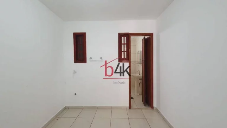 Imagem Casa comercial com 3 quartos sendo 1 suíte para alugar no Brooklin - Rua Santo Arcádio - Brooklin.