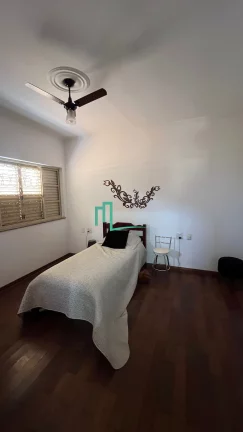 Imagem EXCELENTE CASA À VENDA NO JARDIM NOEMIA