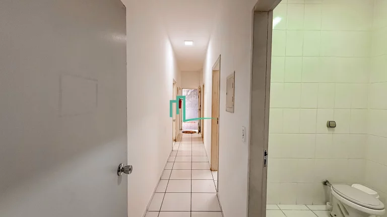 Imagem EXCELENTE PRÉDIO COMERCIAL DE ESQUINA EM LOCALIZAÇÃO PRIVILEGIADA NO PARQUE LEPORACE NA AVENIDA TEOTÔNIO VILÉLA 01 QUADRA DA AV. ABRAHÃO BRICKMANN