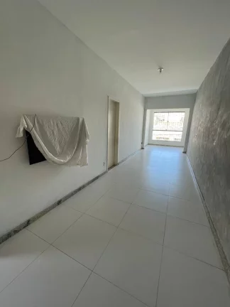 Imagem Casa Duplex à venda com 2 suítes, 4 salas e 6 Wc - Confira!