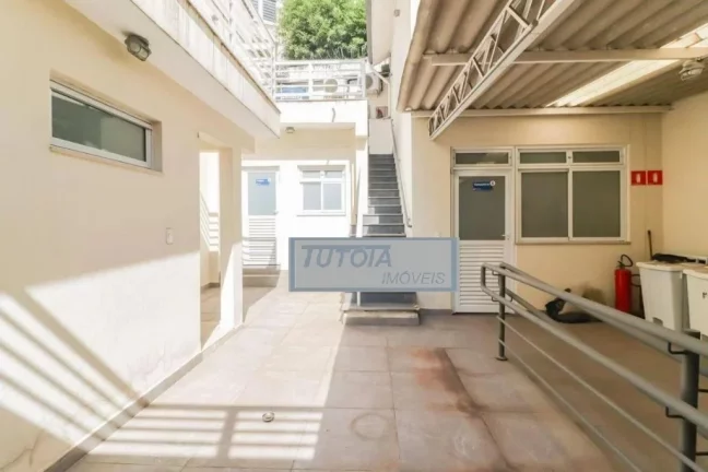 Imagem EXCELENTE SOBRADO COMERCIAL PARA LOCAÇAO NA RUA MAESTRO CARDIM, BELA VISTA