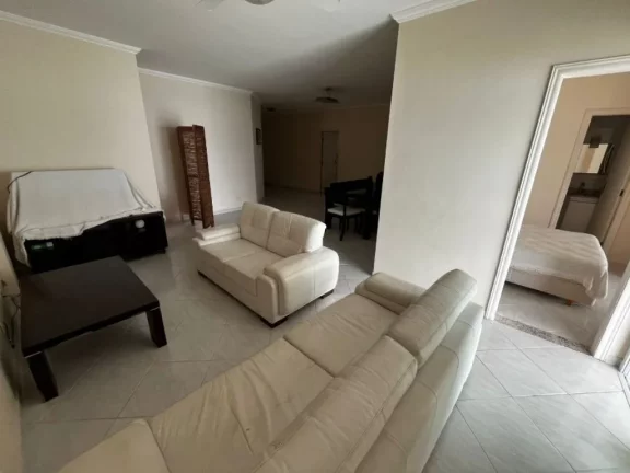 Imagem Oportunidade unica apartamento com 4 suites 3 vagas de garagens à venda frente mar Ocian.