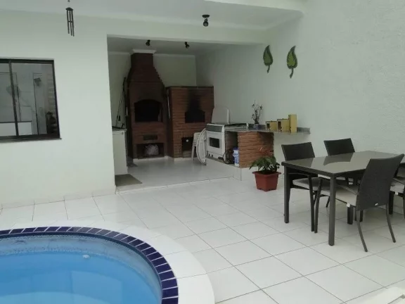 Imagem Sobrado de Luxo no Parque dos Pássaros: 4 Quartos, 4 Banheiros, 8 Vagas - São Bernardo do Campo-SP!