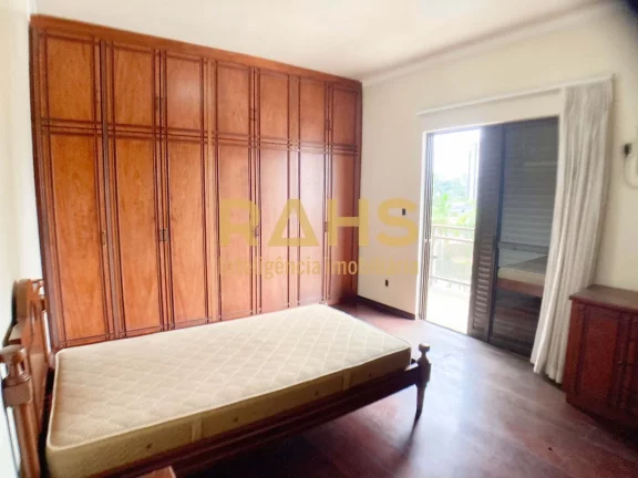 Imagem Apartamento Espaçoso em Ótima Localização Com 361,96 de área privativa, esse apartamento conta ...