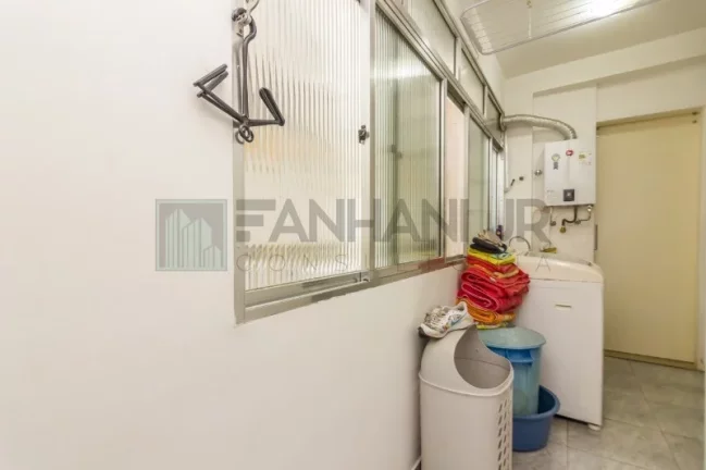 Imagem Apartamento de luxo à venda em São Paulo-SP, Jardim Europa: 3 quartos, 1 suíte, 3 salas, 4 banheiros, 3 vagas, 142m². Venha conferir!