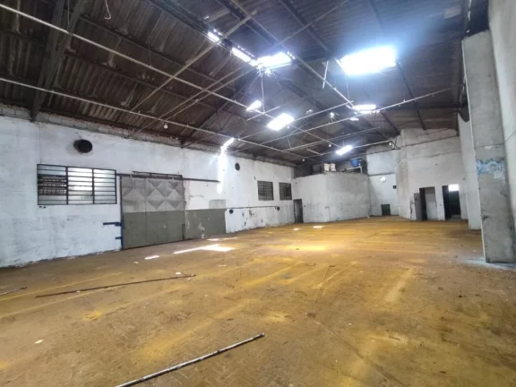 Imagem Galpão à venda, 500 m² por R$ 3.000.000,00 - Vila Maria de Maggi - Suzano/SP