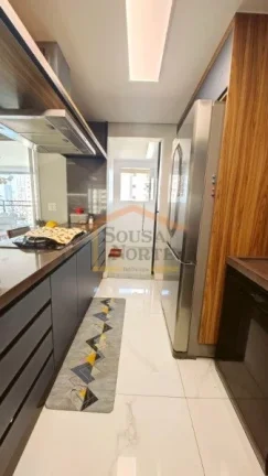Imagem Apto 145m², 3 suítes, sala ampla, lavabo, sacada com churrasqueira, cozinha americana, área de se...