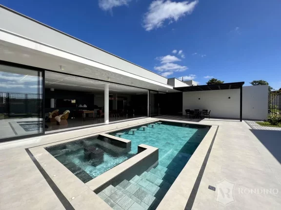 Imagem Casa T?(C)rrea em condomínio com 04 suítes em terreno de 2000m2