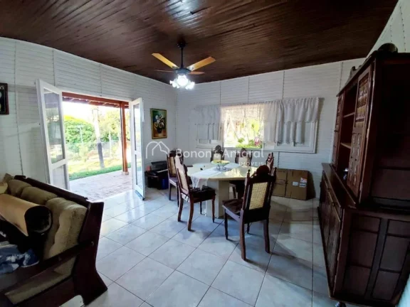 Imagem Excelente casa pré fabricada com 2.040 m² de terreno e construção 360 m², casa térrea com 5 do...
