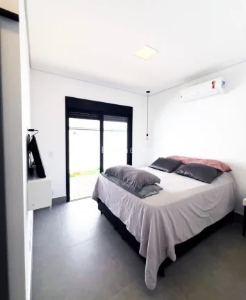 Imagem Casa de condominio a venda no Swiis Park em Campinas!!

Com 3 suítes, sendo uma delas c closet. 
Á...