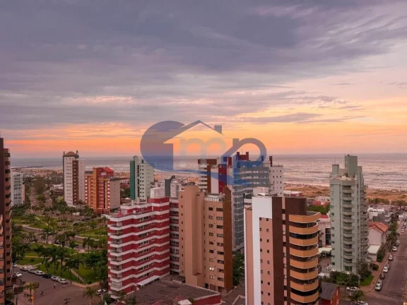 Imagem Apartamento á venda com 3 dormitórios no centro de Torres/RS