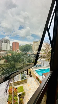 Imagem Em uma das ruas mais desejadas do Cambuí, este apartamento único oferece o privilégio de ocupar u...