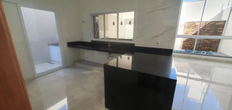 Imagem Casa Nova com Piscina e Área Gourmet. Primo Meneghetti II