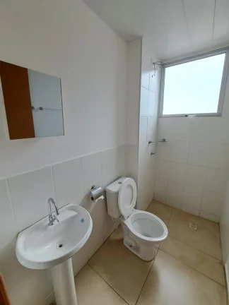 Imagem Garagem , sala, cozinha, banheiro social, 2 dormitórios e área de serviço.o Condominio oferece po...