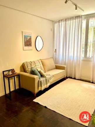 Imagem Loftna rua dos Andradas com 47 m², reformado e mobiliado.