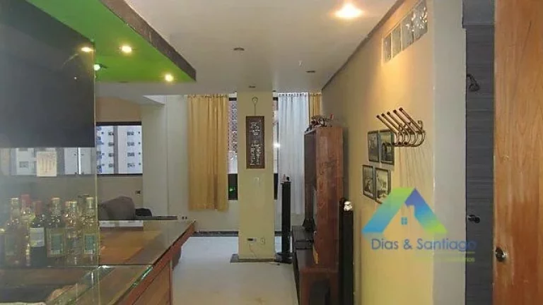Imagem Linda Cobertura toda reformada com decoração moderna a 5 minutos da estação do metro Praça da Arvore.