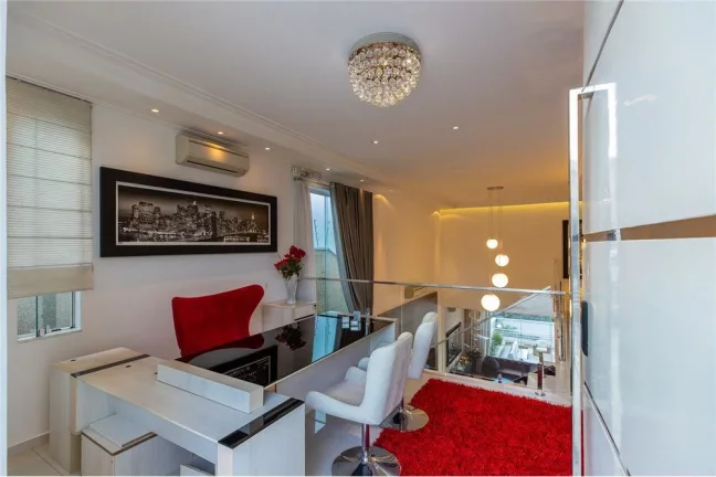 Imagem CASA RESIDENCIAL em São Paulo - SP, City América