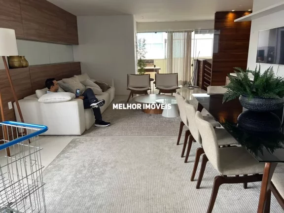 Imagem Apartamento Duplex com 208m² de área privativa, composto por 02 suítes e 02 demi-suíte, localizado no Central de Balneário Camboriú.